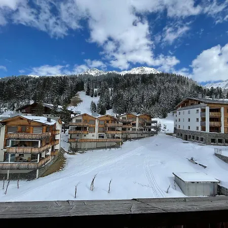 Alpine Chic At Rothorn Cable Car Appartement Lenzerheide