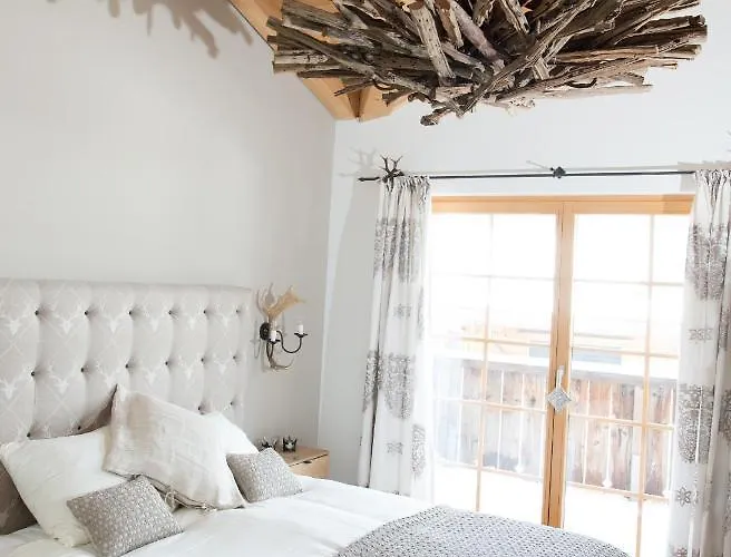 Alpine Chic At Rothorn Cable Car Appartement Lenzerheide
