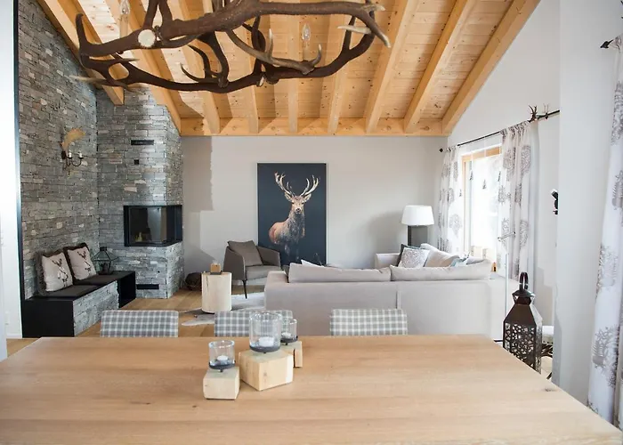 Alpine Chic Apartment At Rothorn Cable Car