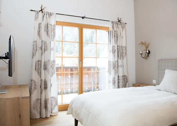 Alpine Chic Apartment At Rothorn Cable Car